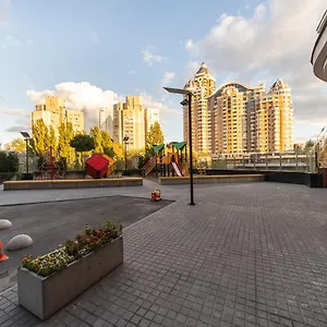 new-building-near-arena-city-lesi-ukrainky-7a.hotels-of-kiev.com/